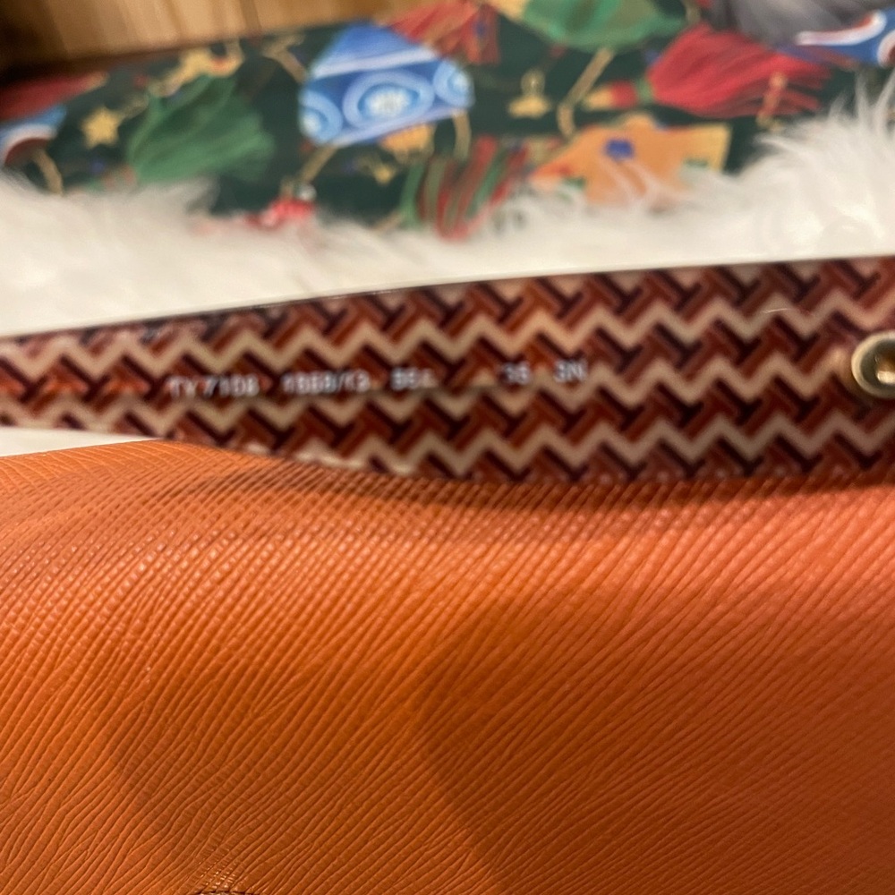 Tory Burch Brown Gradient Oversized Sunglasses with Orange Case - Picture 8 of 14